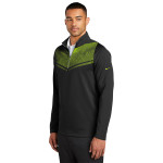 779803 Nike Therma FIT Hypervis 1 2 Zip Cover Up